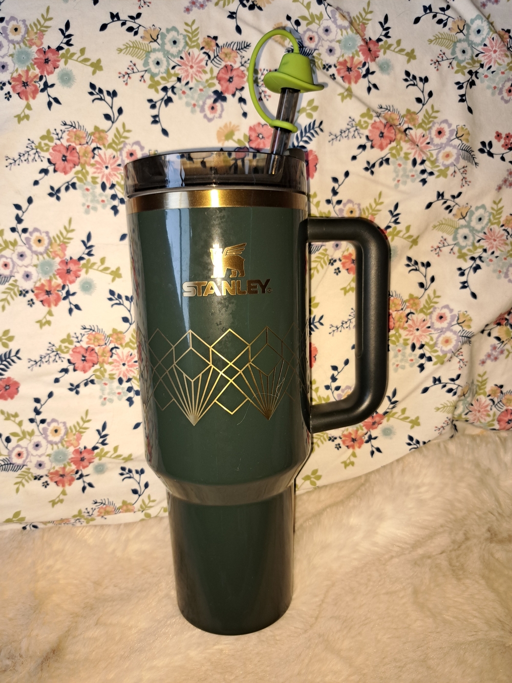 Stanley Green Travel Mug with Handle, Gold Accent, 40 Oz, Gently Used